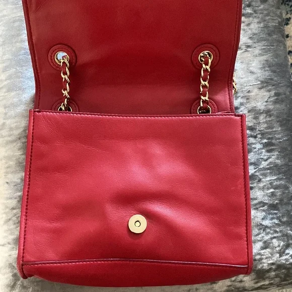 Tory Burch Red leather bag with gold chain - Picture 4 of 8